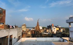 Banaras Gully House 500 Ft From The Ghats