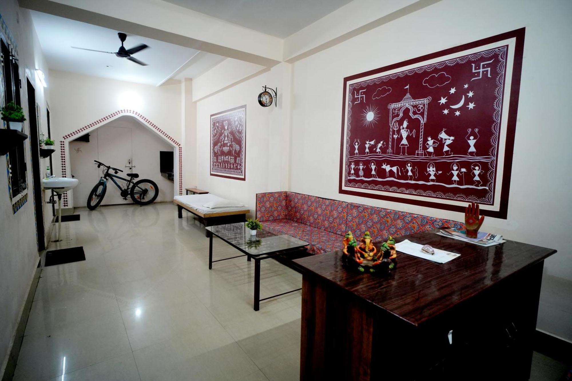 Banaras Gully House 500 Ft From The Ghats Varanasi Exterior photo