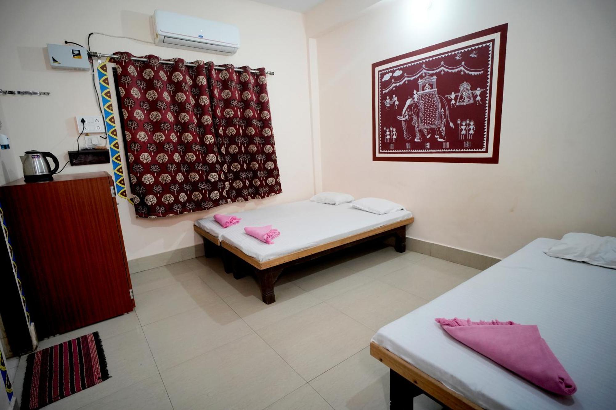 Banaras Gully House 500 Ft From The Ghats Varanasi Exterior photo