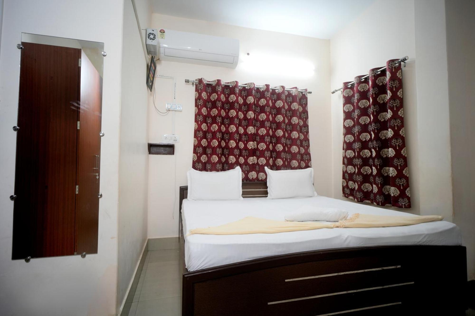 Banaras Gully House 500 Ft From The Ghats Varanasi Exterior photo