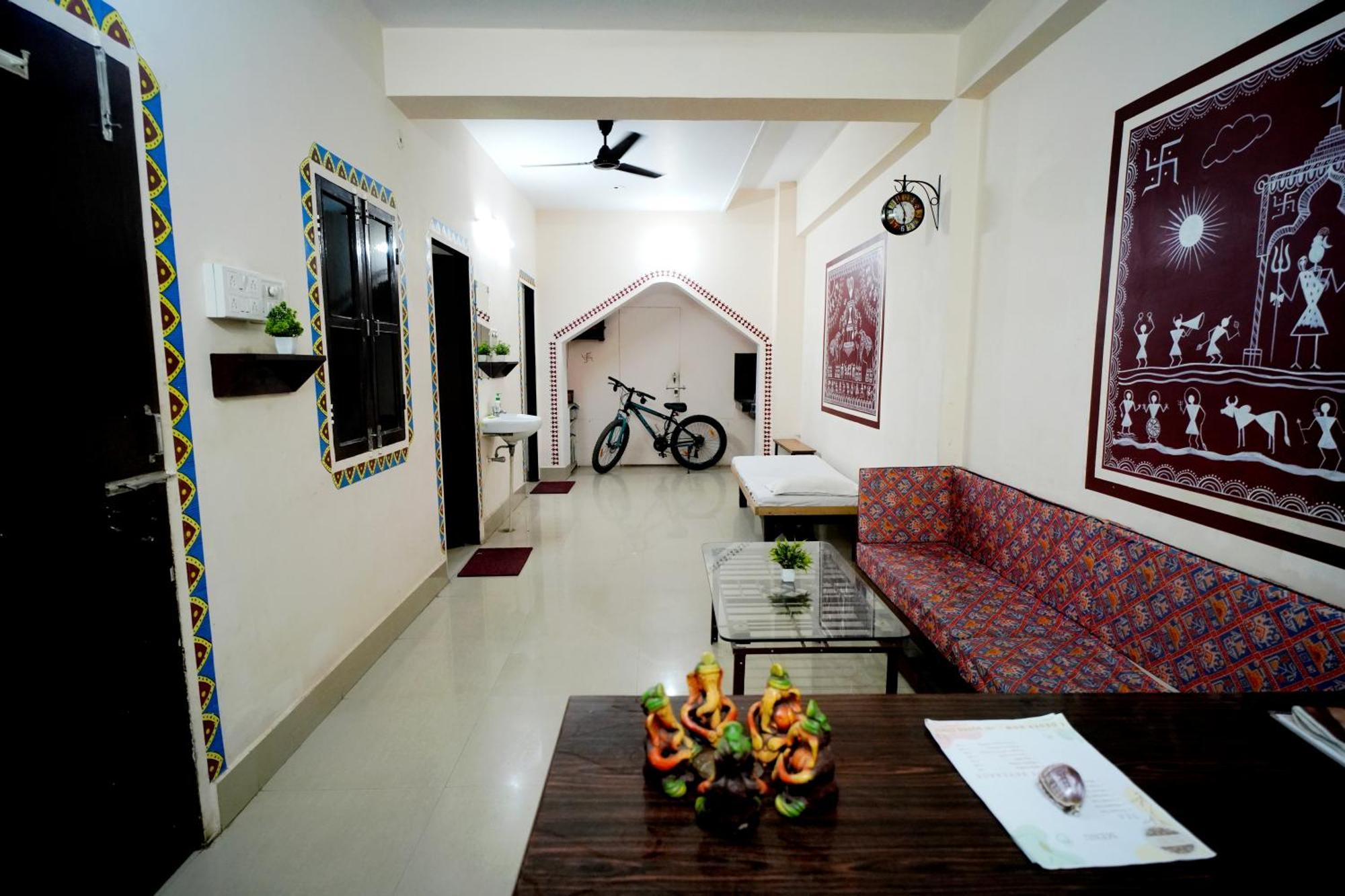 Banaras Gully House 500 Ft From The Ghats Varanasi Exterior photo